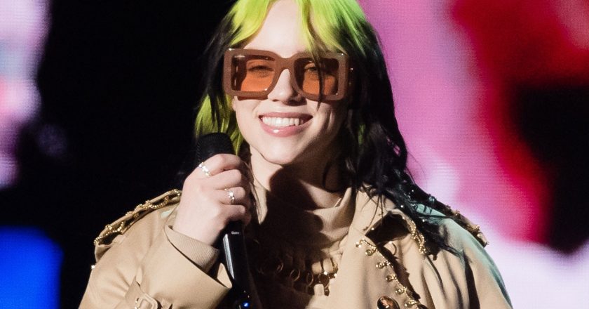 Billie Eilish Shares Her Current Favorite Song and TV Show, Her Ideal Boy & More – Billboard