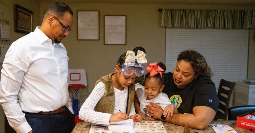 Some Health-Care Workers Are Still Saying No to a Covid-19 Vaccine – The Wall Street Journal