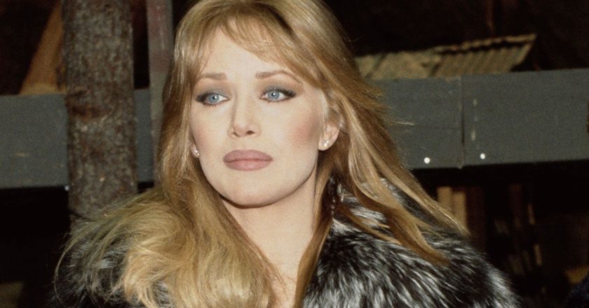 Tanya Roberts, Bond Girl and “That 70s Show” star, has died at 65 – CBS News