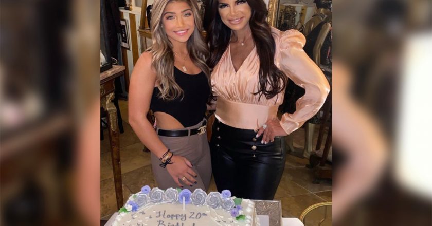 Teresa and Joe Giudice post tributes for daughter Gias 20th birthday – Page Six