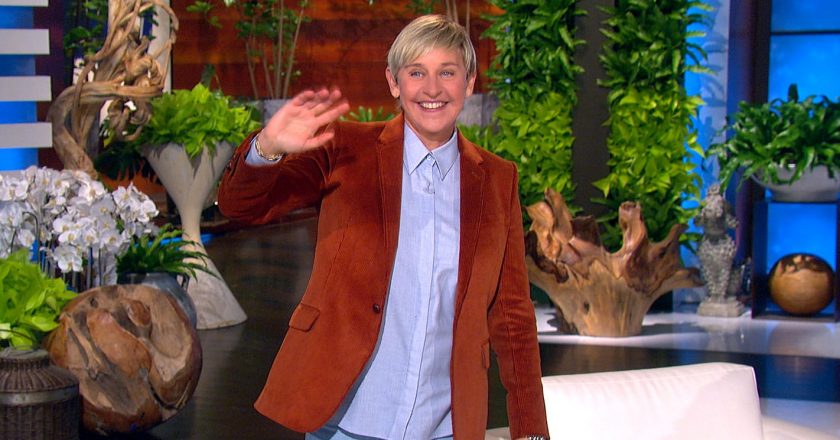 Ellen DeGeneres learned she had COVID-19 backstage at Ellen, she reveals in talk show return – USA TODAY