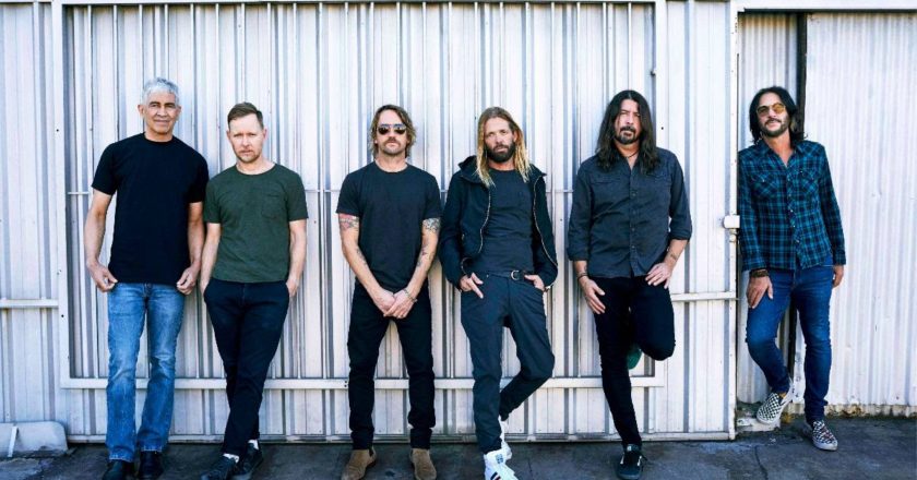 Listen to Foo Fighters new single Waiting On A War – NME