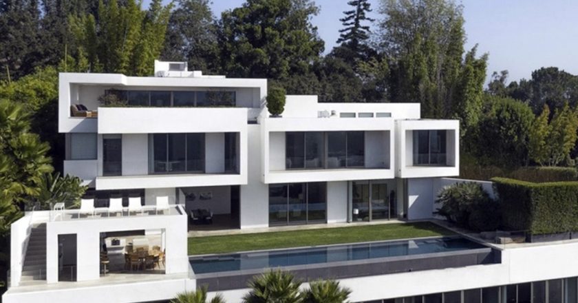 Trevor Noahs $27.5 Million Bel-Air Mansion is a Daily Show Palace – TMZ