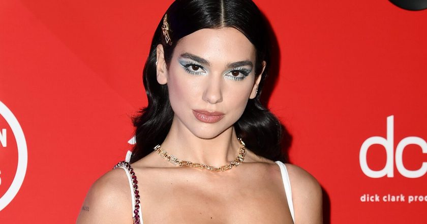 Dua Lipa responds to backlash after strip club outing last year: ‘Support women in all fields of work’ – Fox News