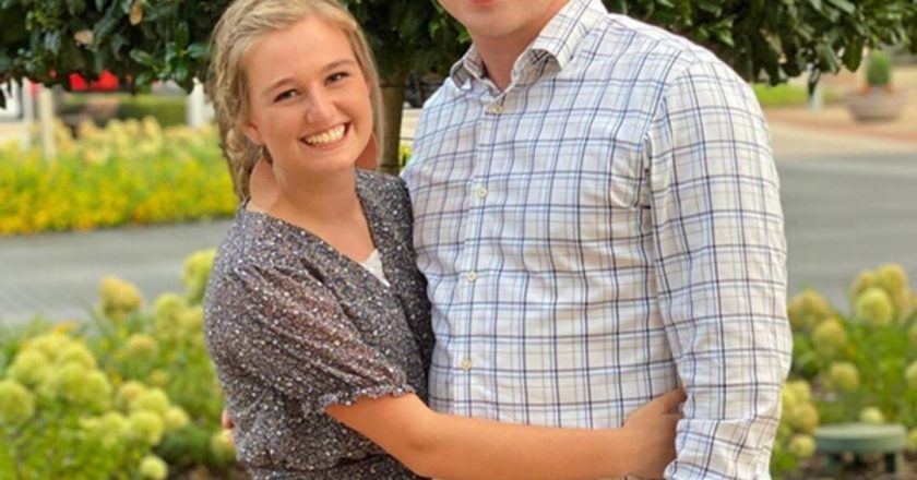 Counting Ons Kendra and Joseph Duggar Welcome Baby No. 3 – E! NEWS