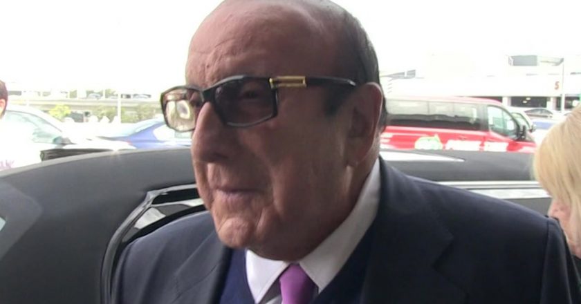 Music Mogul Clive Davis Diagnosed with Bells Palsy – TMZ