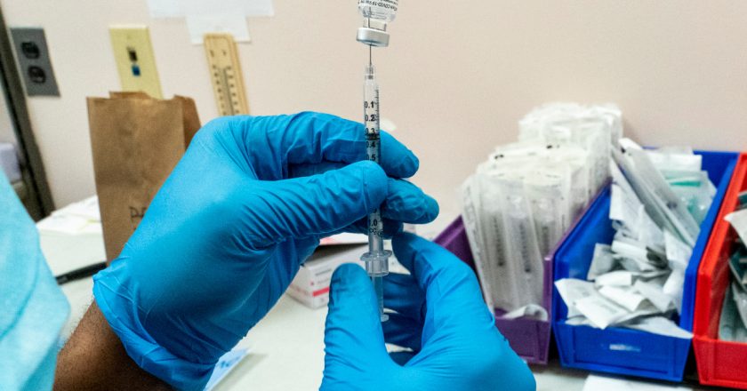 Pfizer COVID-19 vaccine proves effective after 1st shot in ‘real world’ test – fox8.com