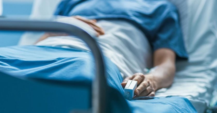 Man wakes up from 11-month coma, as family weighs how to explain pandemic to him: report – Fox News