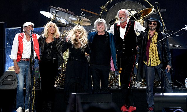 Fleetwood Mac legend Christine McVie doesnt believe key members of the band will EVER tour again – Daily Mail