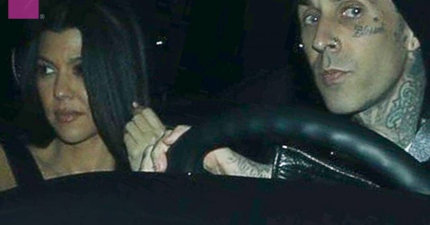 Kourtney Kardashian and Travis Barker Have a Playful Thumb War on Date Night – E! Online