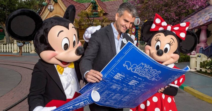 Park Passes Staying, Disneyland at Less than Half of Former Staffing Level, Josh DAmaro Tells LA Times – wdwnt.com