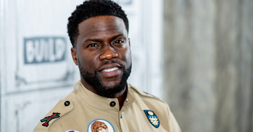 Kevin Hart shows off physique, reveals he worked with Navy SEALS for upcoming movie – Fox News