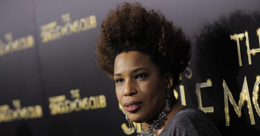 Macy Gray Says “It’s Time” For A New American Flag That Represents “All Of Us” In Juneteenth Op-Ed – Deadline