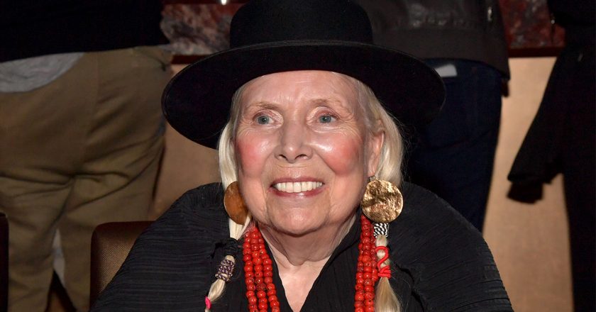 Joni Mitchell’s ex talks heartache as singer-songwriters masterpiece Blue turns 50 – Fox News