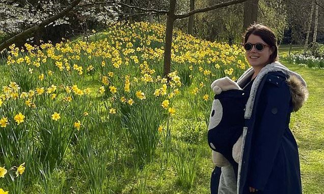 Proud mum Princess Eugenie shares sweet photo of baby August – Daily Mail