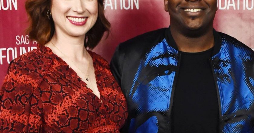 Tituss Burgess Responds to Unbreakable Kimmy Schmidt Co-Star Ellie Kempers Ball Apology – E! NEWS