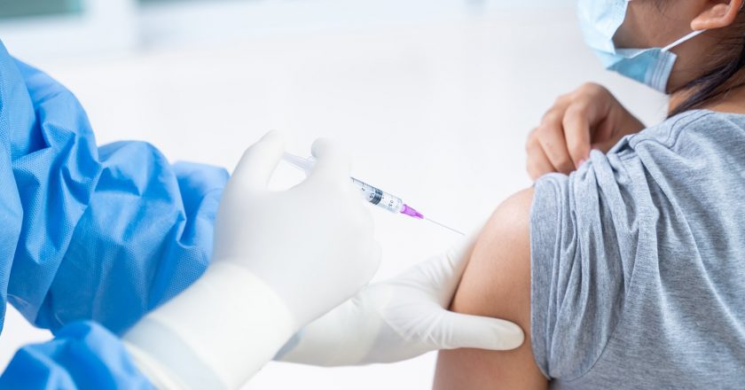 More Americans Searched for Vaccine Appointments After CDC Announced New Mask Guidelines – Yahoo Entertainment