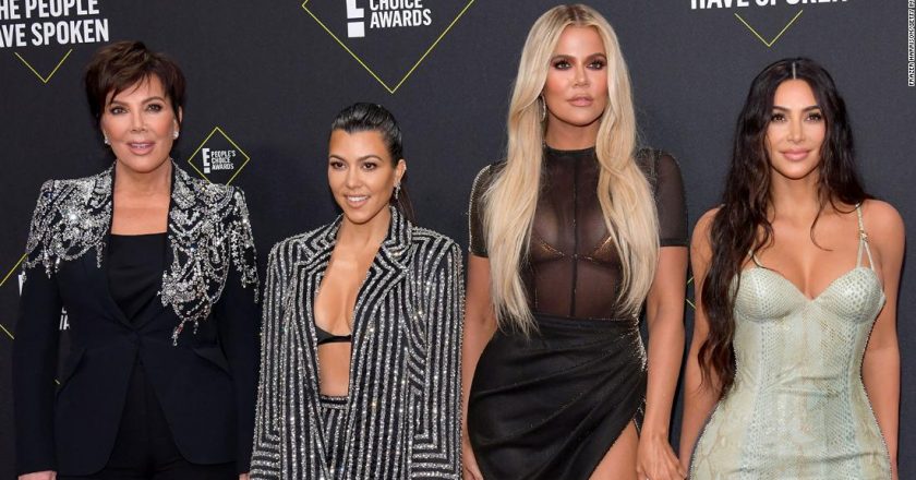 Critics assess the end of Keeping Up With the Kardashians as the family moves from cable to streaming – CNN