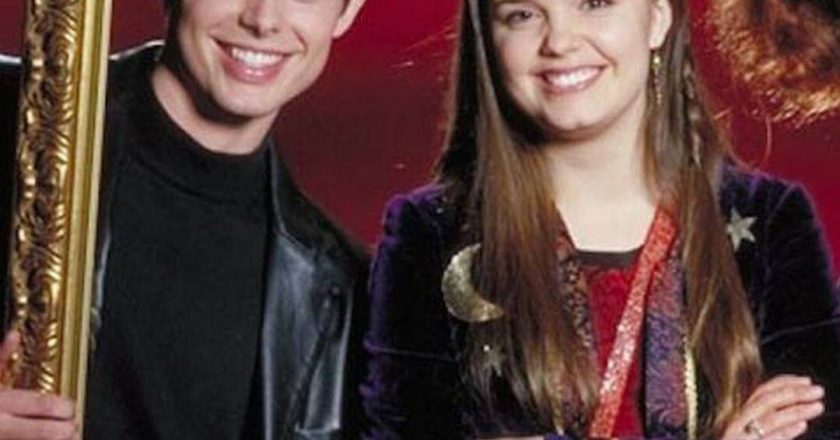 Halloweentowns Kimberly J. Brown Shares How She Fell in Love With Her Disney Co-Star – E! NEWS