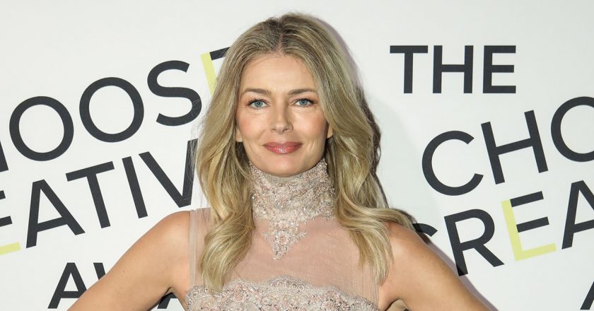 Paulina Porizkova pulls out iconic gold string bikini for vacation ‘with someone special’ – Fox News