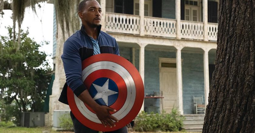 ‘Falcon and the Winter Soldier’ Star Anthony Mackie Reveals ‘Make America Great Again’ Comment Was ‘Shot Down’ From Season Finale – Yahoo Entertainment