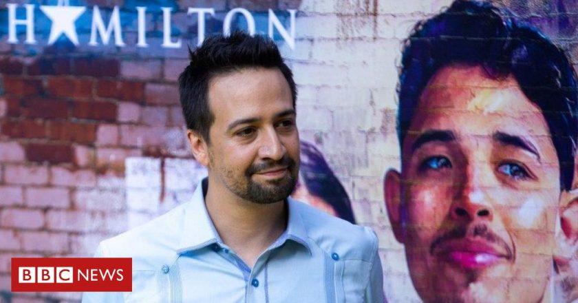 In The Heights: Lin-Manuel Miranda sorry for lack of Afro-Latinos – BBC News