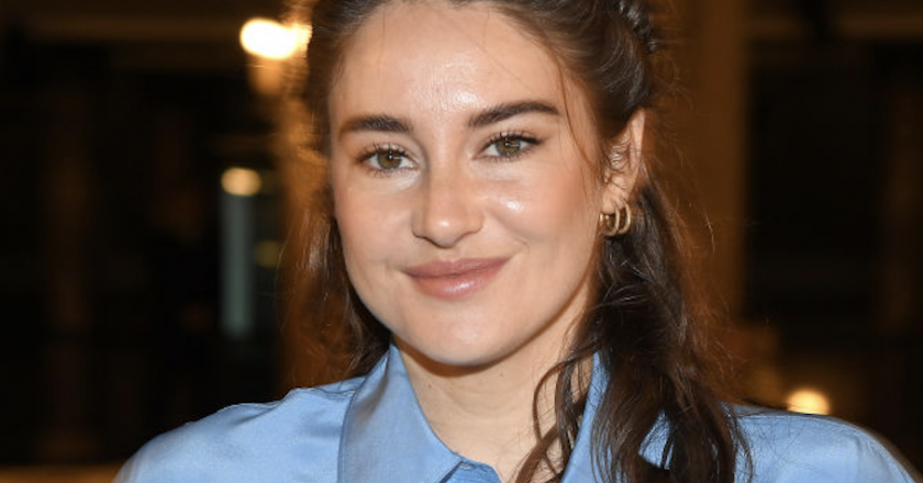 Shailene Woodley and Aaron Rodgers were engaged for months and months before going public – Yahoo Entertainment