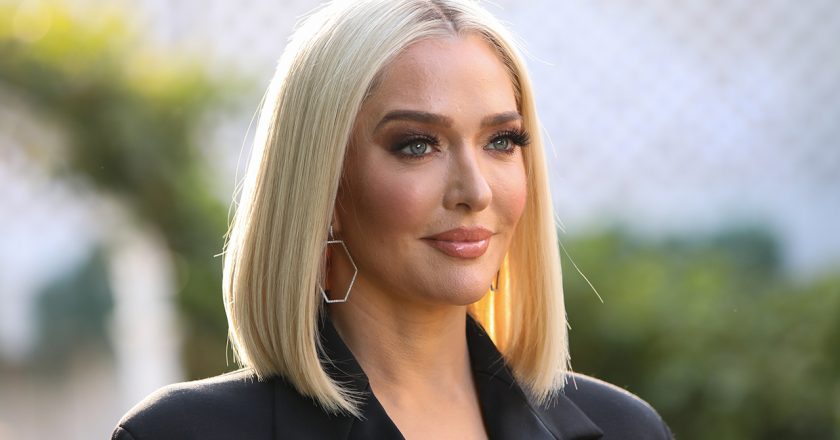 Erika Jayne gives NSFW response after Twitter user asks about her sexuality – Fox News