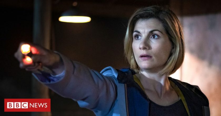 Doctor Who: Jodie Whittaker and Chris Chibnall to leave in 2022 – BBC News