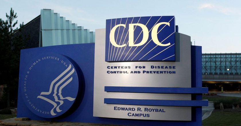 CDC internal report says Delta variant as contagious as chickenpox – NYT – Reuters