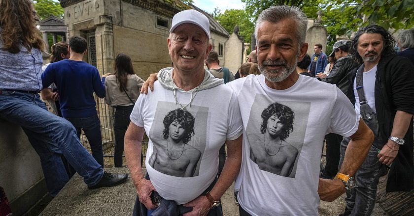 Doors fans remember Jim Morrison in Paris on 50th anniversary of his death – Fox News