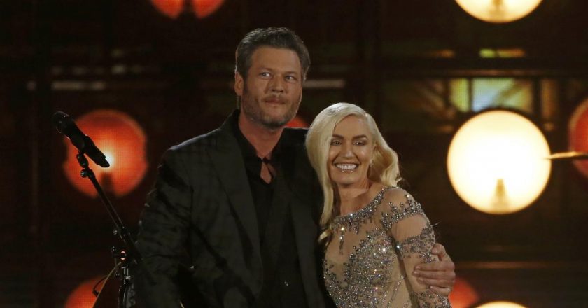 Gwen Stefani and Blake Shelton get married – CBS News