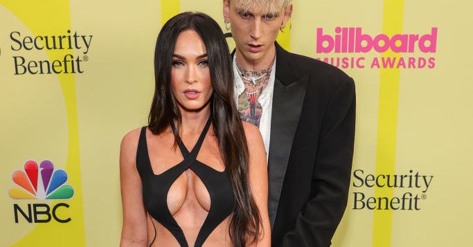 Megan Fox Explained Why She Almost Didnt Wear Her Iconic 2021 BBMA Awards Dress With Machine Gun Kelly – BuzzFeed