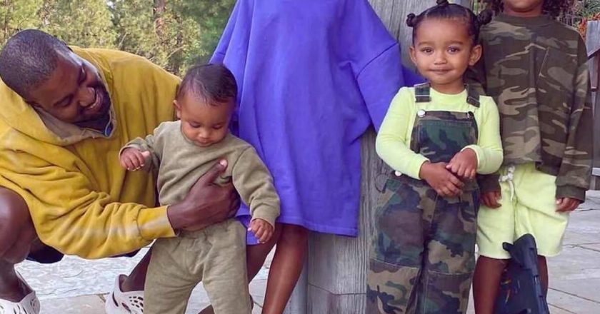 Inside Kanye Wests Tropical Vacation With His and Kim Kardashians 4 Kids – Yahoo Entertainment