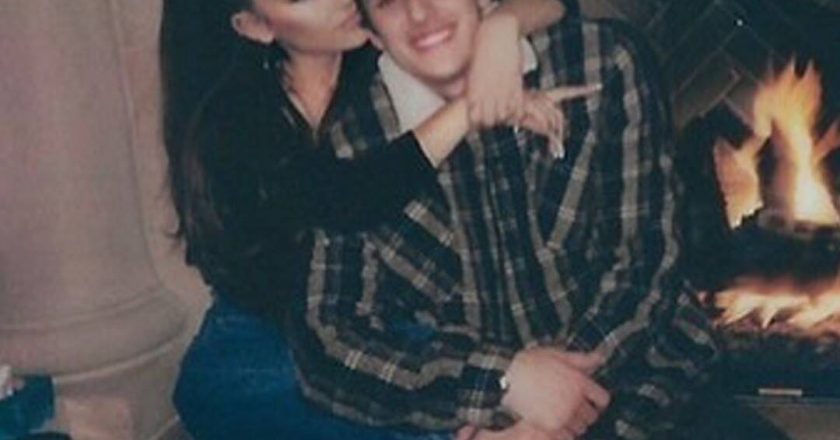 Ariana Grande Shares Photos From Her Honeymoon With Dalton Gomez – E! NEWS