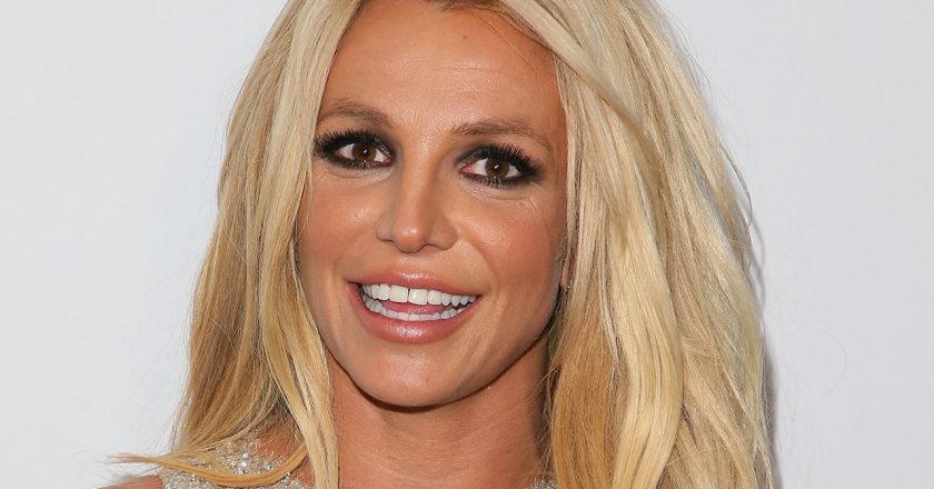 Britney Spears lets loose in dance video in tiny red top days ahead of conservatorship hearing – Fox News