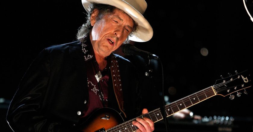 Bob Dylan sued for allegedly sexually abusing 12-year-old girl in 1965 – Page Six