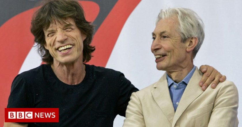 Charlie Watts: Rolling Stones drummer dies at 80 – BBC News