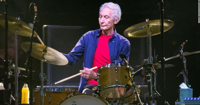 Mick Jagger leads Rolling Stones tribute to drummer Charlie Watts – CNN