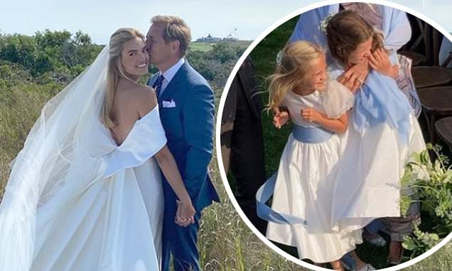 Drew Barrymores ex-husband Will Kopelman weds Vogue director Alexandra Michler – Daily Mail