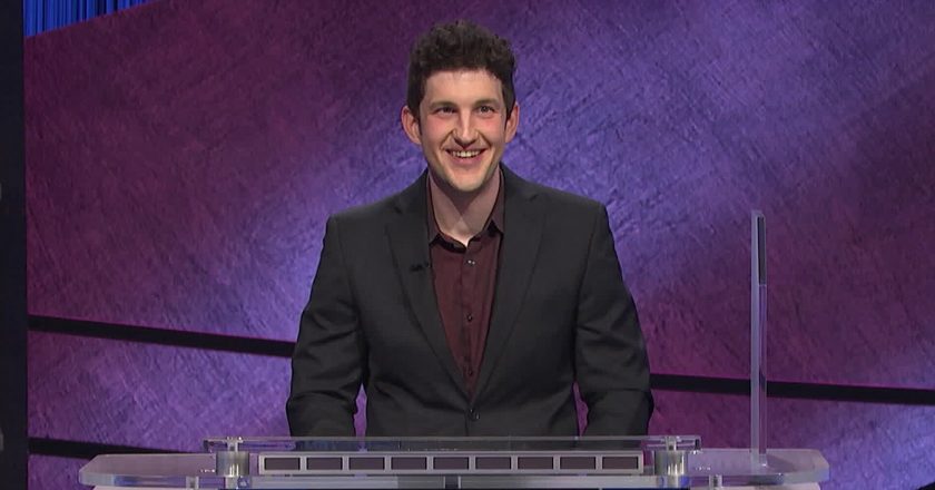 Jeopardy clarifies its rules after fans find contestants answer style annoying – Entertainment Weekly News