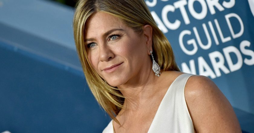 Jennifer Aniston cut ties with a few people over vaccination status – Page Six