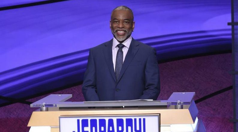 LeVar Burton Reacts To ‘Jeopardy!’ Host Decision As Fans Rally Behind ‘Reading Rainbow’ Star – Deadline