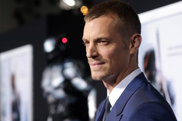 ‘Suicide Squad’ Star Joel Kinnaman Goes Public With Restraining Order Against Model On Film’s Opening Day – Deadline