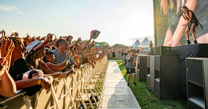 Two outdoor music festivals raise concerns as more than 150 attendees test positive for COVID-19 – Insider