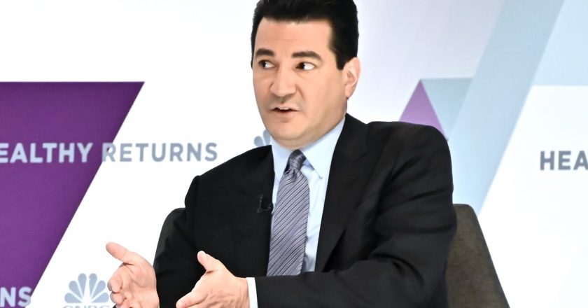 Fully remote school year due to Covid ‘possible,’ says Dr. Scott Gottlieb – CNBC