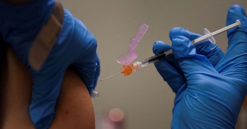 FDA poised to authorize 3rd vaccine dose for immune-compromised people: Source – ABC News