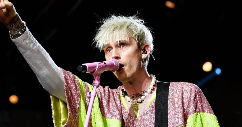 Machine Gun Kelly Reveals the Truth About His Shaved Head and Fans Have Thoughts – E! NEWS