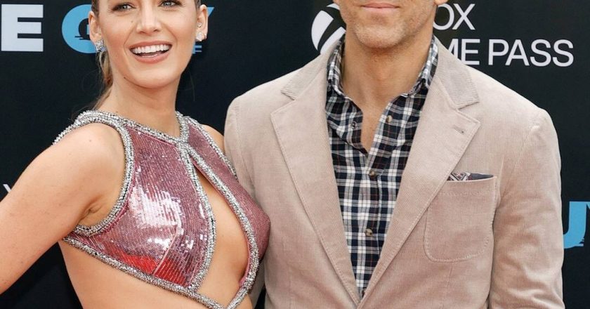 Blake Lively Supports Ryan Reynolds With “Bummed Out” Bikini Photo – E! NEWS