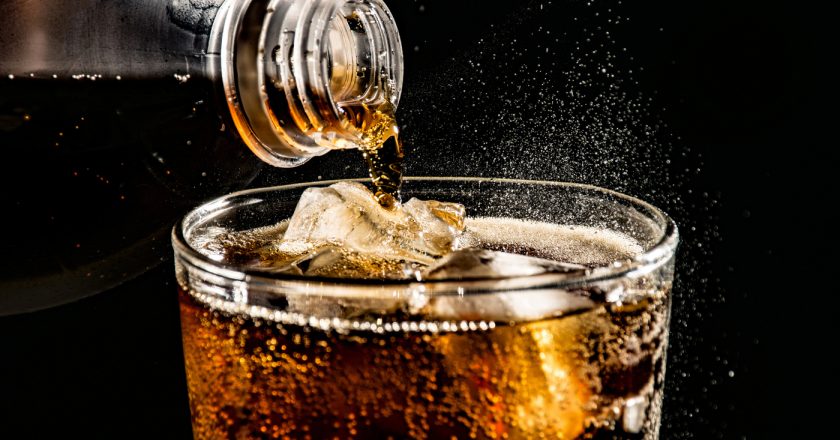 Diet soda may increase hunger and weight gain : Shots – Health News – NPR